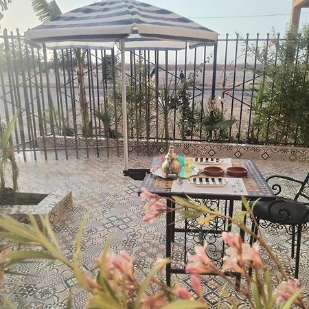Riad Sarsar Airport Маракеш Екстериор снимка