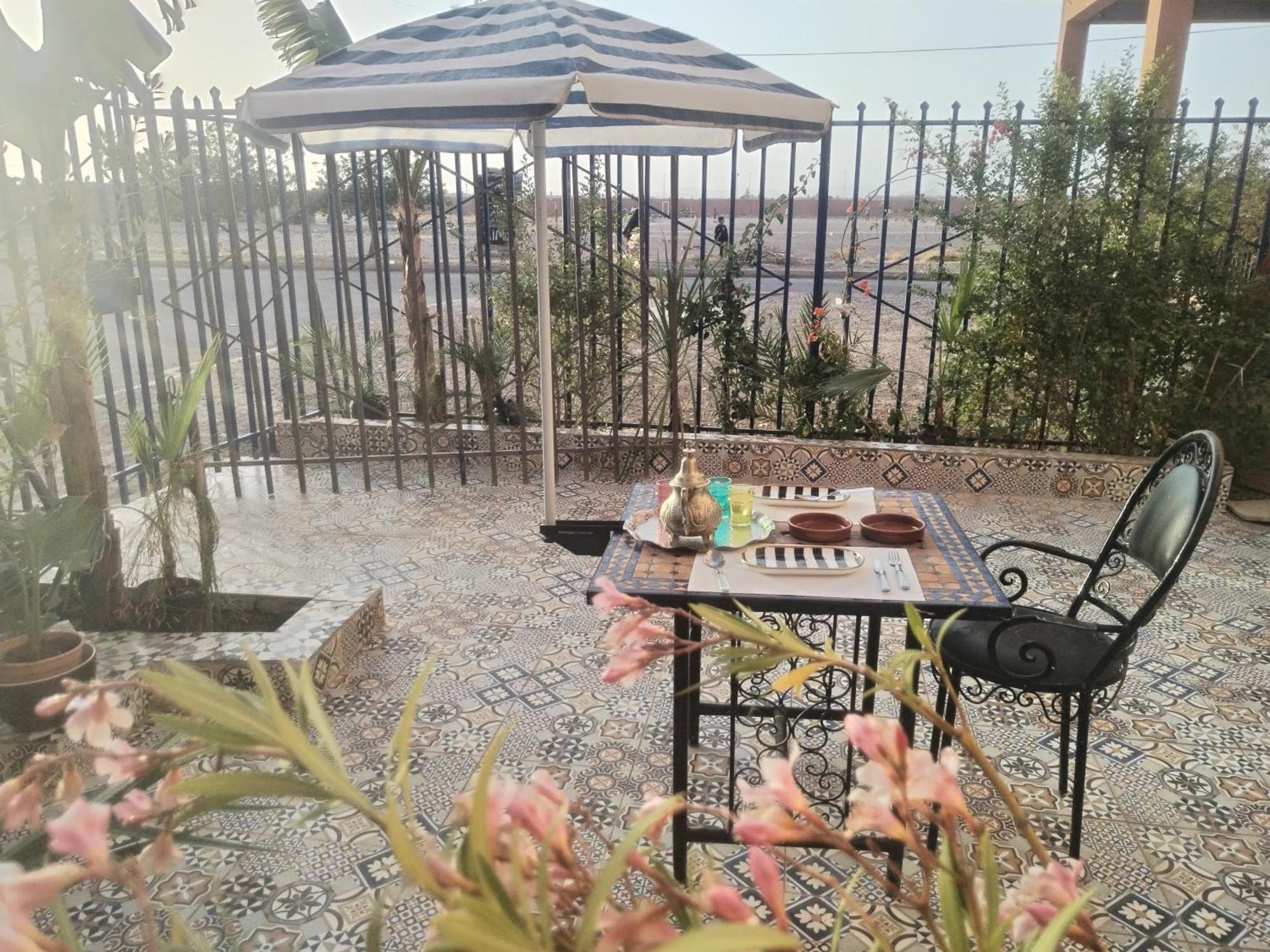 Riad Sarsar Airport Маракеш Екстериор снимка