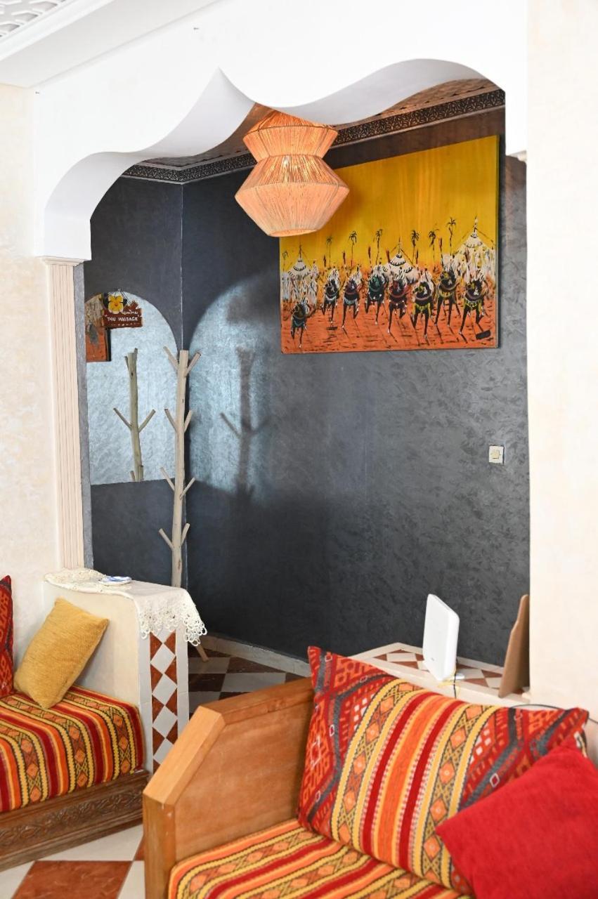 Riad Sarsar Airport Маракеш Екстериор снимка